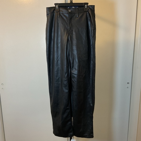 Hollister Pants - 18. Hollister High Rise Black Faux Leather Straight Leg Pants Size 27 5L